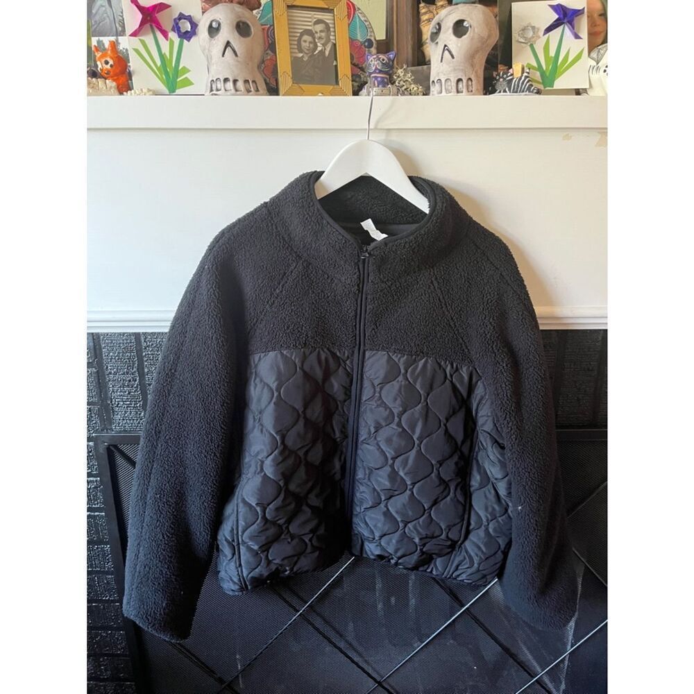 Zella Black Sherpa Full Zip Jacket with Quilted Panels size large